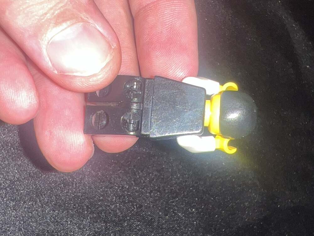 LEGO Town Classic Police Officer Minifigure with Sheriff Star, Sunglasses, Cap - Picture 4 of 4